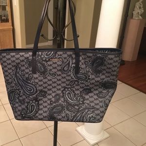 Michael Kors tote